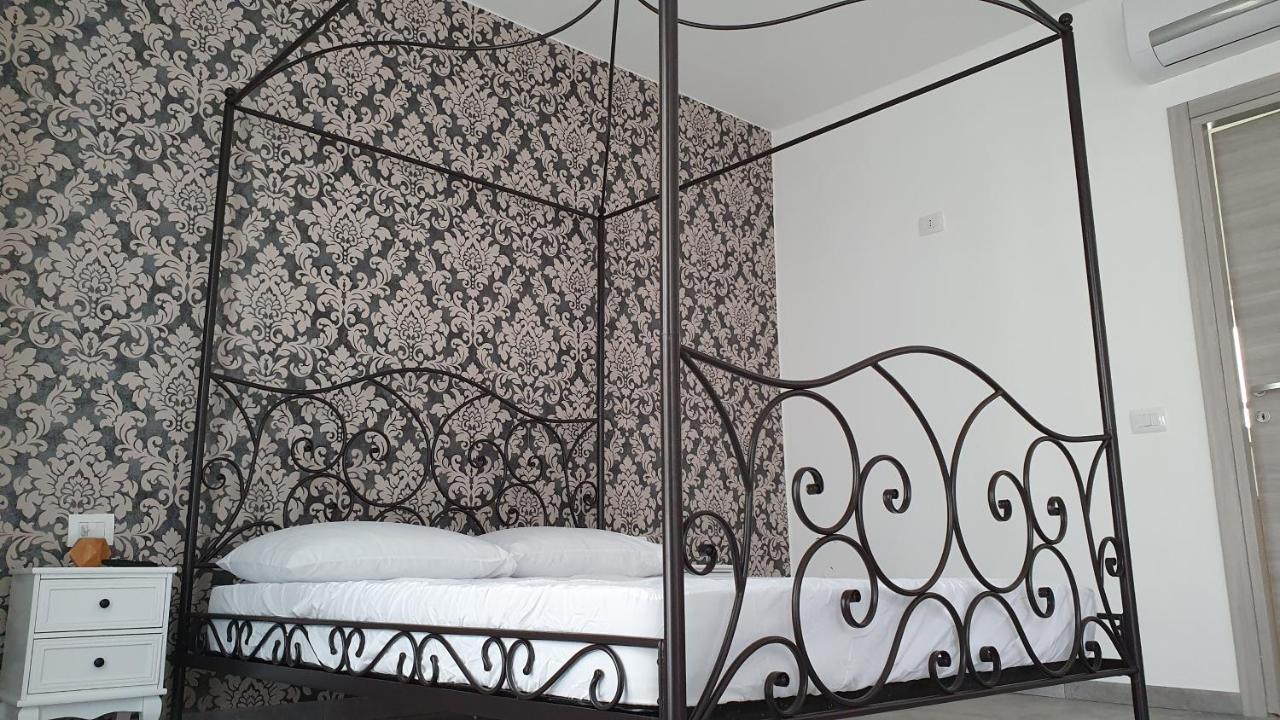 Fly Bed - Milano Malpensa Airport Hotel Cardano Al Campo Buitenkant foto